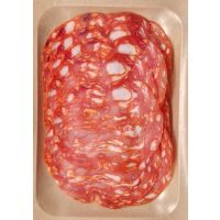 Salami scharf geschnitten